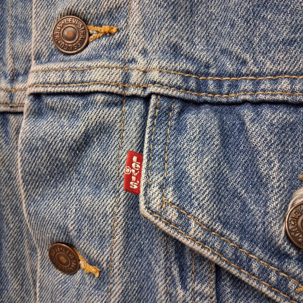 Vintage 80s Levis 71506 0214 Trucker Type 3 Denim Jacket Size 40 Made in USA
